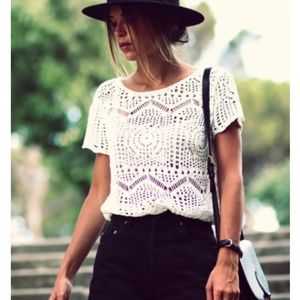 ⚡SALE!H&M crochet white blouse